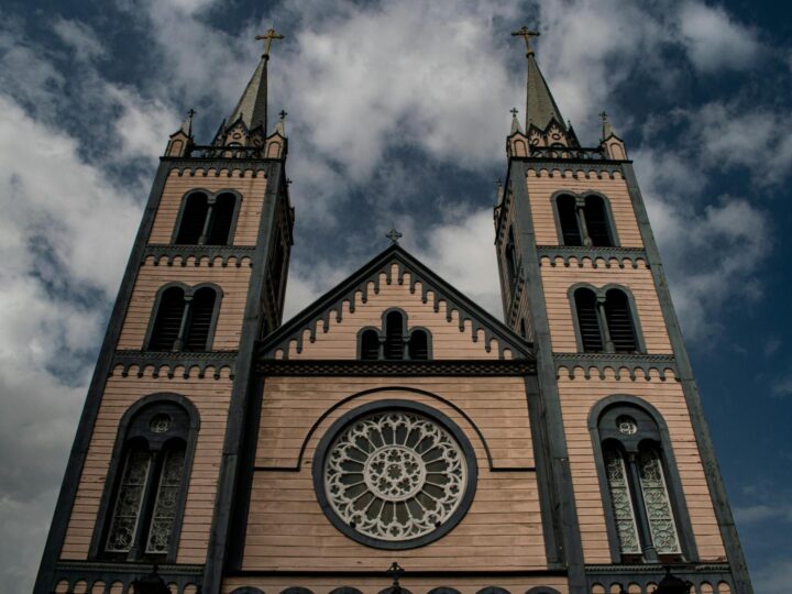 Igreja dos Santos Pedro e Paulo